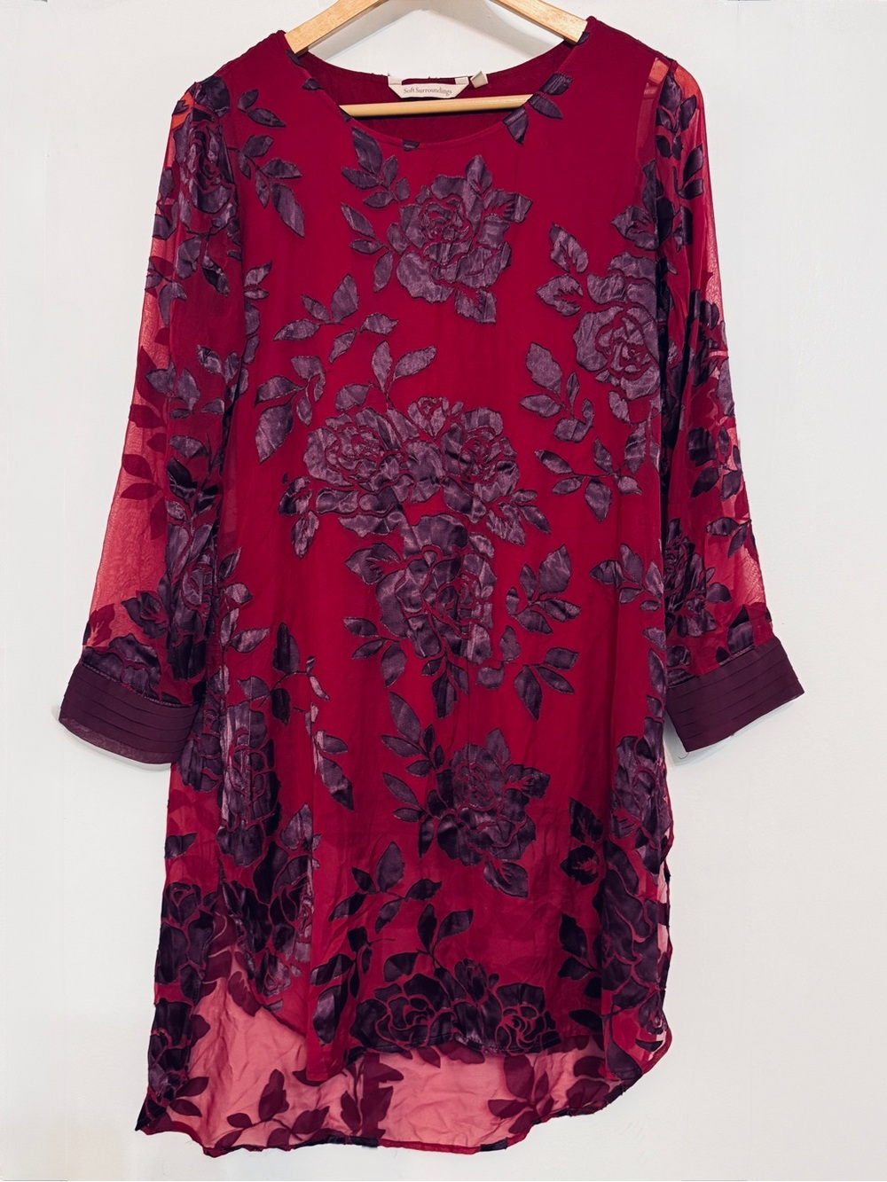 Soft Surroundings Floral Burnout Velvet Tunic Top Burgundy High Low S